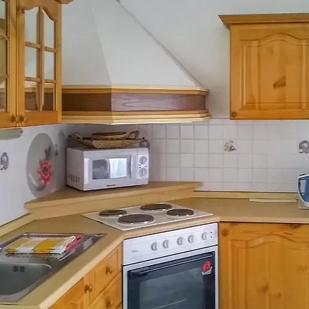 Two-bedroom In דירה